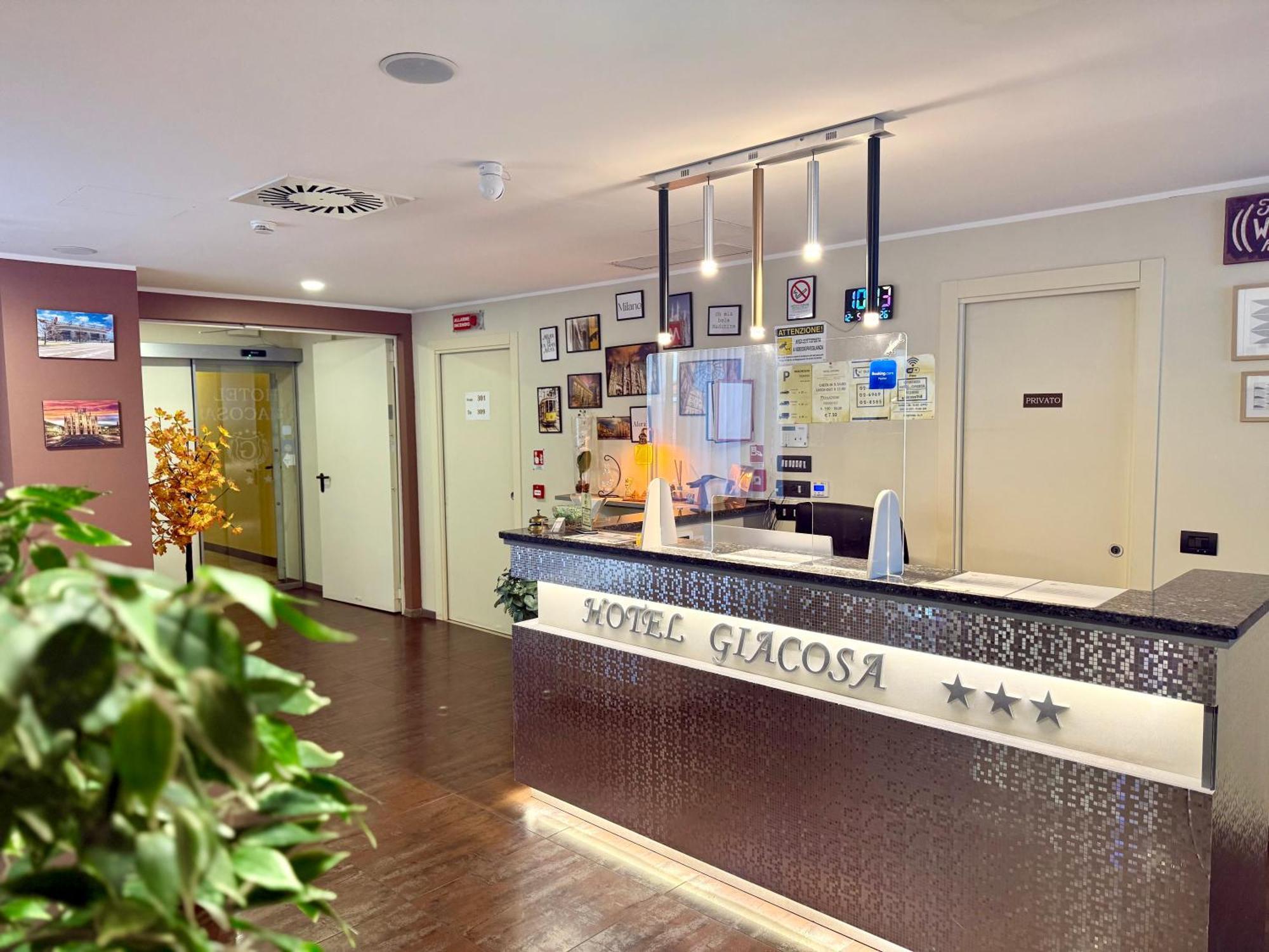Hotel Giacosa Milano Eksteriør bilde